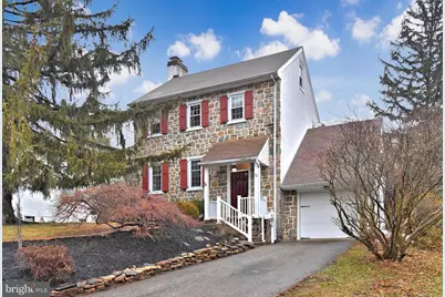 23 Carriage Lane, Norristown, PA 19401 - Photo 1