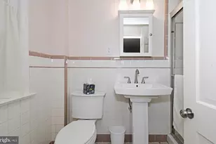 23 Carriage Ln, Norristown, PA 19401 - Photo 33