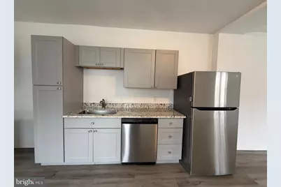 731 E 4th Street, Bridgeport, PA 19405 - Photo 5