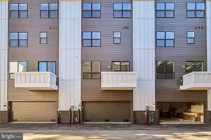 948 Riverplace Dr, Conshohocken, PA 19428 - Photo 45