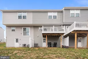 135 Van Fleet Cir, Pottstown, PA 19464 - Photo 29