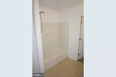 221 E Wood Street, Norristown, PA 19401 - Photo 9