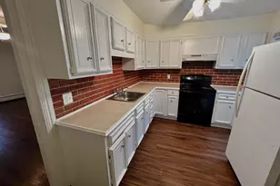 66 N Market St, Hatfield, PA 19440 - Photo 5