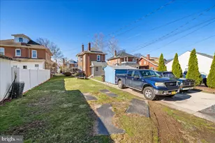 403 W Mt Vernon St, Lansdale, PA 19446 - Photo 23