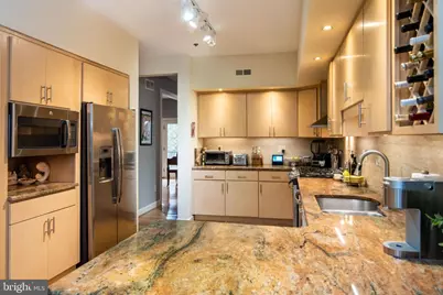 336 Overlook Lane, Conshohocken, PA 19428 - Photo 11