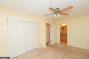 1203 Foxmeadow Dr, Royersford, PA 19468 - Photo 23