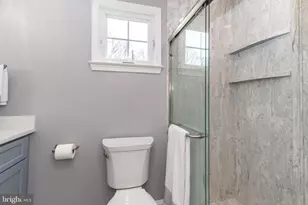 102 Oval Ln, North Wales, PA 19454 - Photo 19