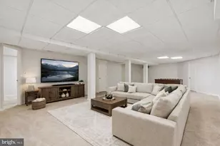 191 Canterbury Ln, Blue Bell, PA 19422 - Photo 17