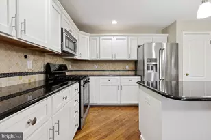 191 Canterbury Ln, Blue Bell, PA 19422 - Photo 9