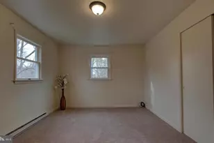 1234 Woodmere Dr, Pottstown, PA 19464 - Photo 9