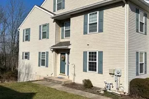 660 Chadbourne Ct, Harleysville, PA 19438 - Photo 3