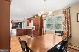 735 Champlain Dr, King of Prussia, PA 19406 - Photo 7