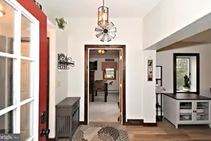 2620 Hillcrest Ave, Norristown, PA 19401 - Photo 3