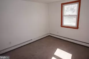 250 E Chestnut St, Norristown, PA 19401 - Photo 9