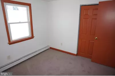 250 E Chestnut Street, Norristown, PA 19401 - Photo 11