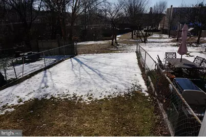 250 E Chestnut Street, Norristown, PA 19401 - Photo 15