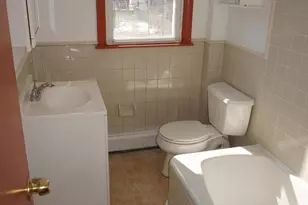 250 E Chestnut St, Norristown, PA 19401 - Photo 13