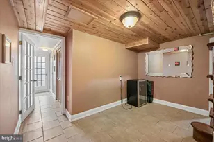 906 Division Ave, Willow Grove, PA 19090 - Photo 17