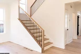 419 W 6th Ave, Conshohocken, PA 19428 - Photo 9