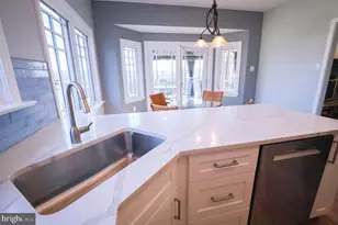 102 Waterview, Eagleville, PA 19403 - Photo 5