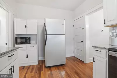 418 E 10th Avenue, Conshohocken, PA 19428 - Photo 9