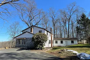 1092 Palm Hill Rd, Palm, PA 18070 - Photo 3