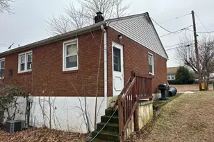 426 Macoby St, Pennsburg, PA 18073 - Photo 3