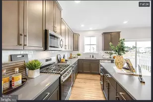 41 E Front St, Bridgeport, PA 19405 - Photo 7