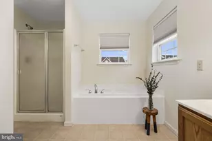 2104 Morgan Hill Dr, Pennsburg, PA 18073 - Photo 21