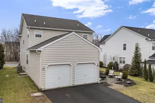 2104 Morgan Hill Dr, Pennsburg, PA 18073 - Photo 31