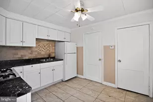 54 Highland Ave, Belmont Hills, PA 19004 - Photo 17