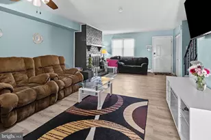 2105 Walnut Ridge, Pottstown, PA 19464 - Photo 3