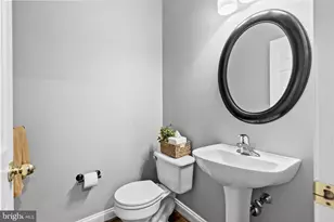 52 Arbor Cir, Colmar, PA 18915 - Photo 9