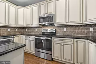 52 Arbor Cir, Colmar, PA 18915 - Photo 17