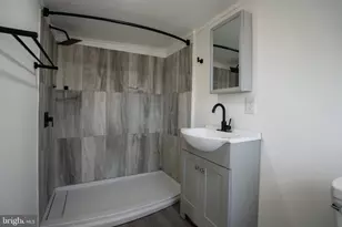 729 Main St, Schwenksville, PA 19473 - Photo 7