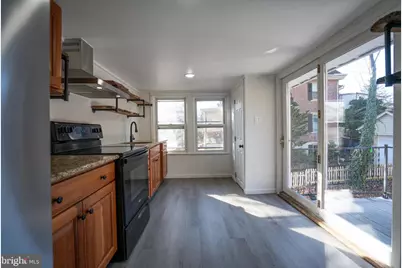 729 Main Street #APT B, Schwenksville, PA 19473 - Photo 5