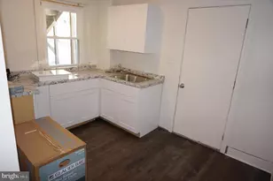 527 Green St, Norristown, PA 19401 - Photo 3