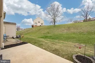 420 Oaktree Ct, Pottstown, PA 19464 - Photo 33