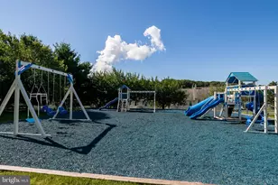 420 Oaktree Ct, Pottstown, PA 19464 - Photo 35