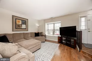 420 Oaktree Ct, Pottstown, PA 19464 - Photo 5