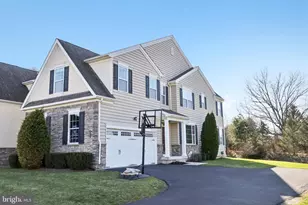 1035 Thorndale Dr, Lansdale, PA 19446 - Photo 5