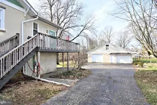 128 Oakdale Ave, Eagleville, PA 19403 - Photo 73