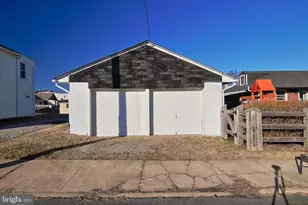 203 Lemon St, Pottstown, PA 19464 - Photo 33