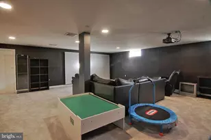 203 Lemon St, Pottstown, PA 19464 - Photo 19