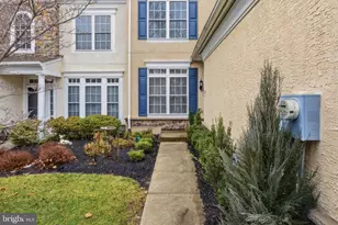 377 Primrose Dr, Upper Gwynedd, PA 19446 - Photo 3