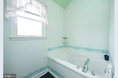 1537 Meadowview Drive, Pottstown, PA 19464 - Photo 13