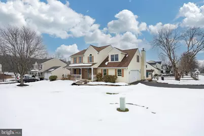 1537 Meadowview Drive, Pottstown, PA 19464 - Photo 3