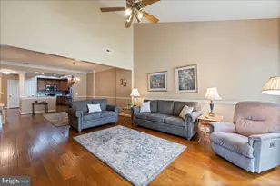 327 Melbourne Way, Souderton, PA 18964 - Photo 5