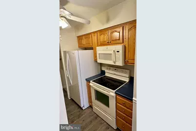 22 Fitzwatertown Road #UNIT C-12, Willow Grove, PA 19090 - Photo 5