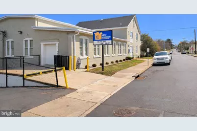 113 E Chestnut Street, Souderton, PA 18964 - Photo 1